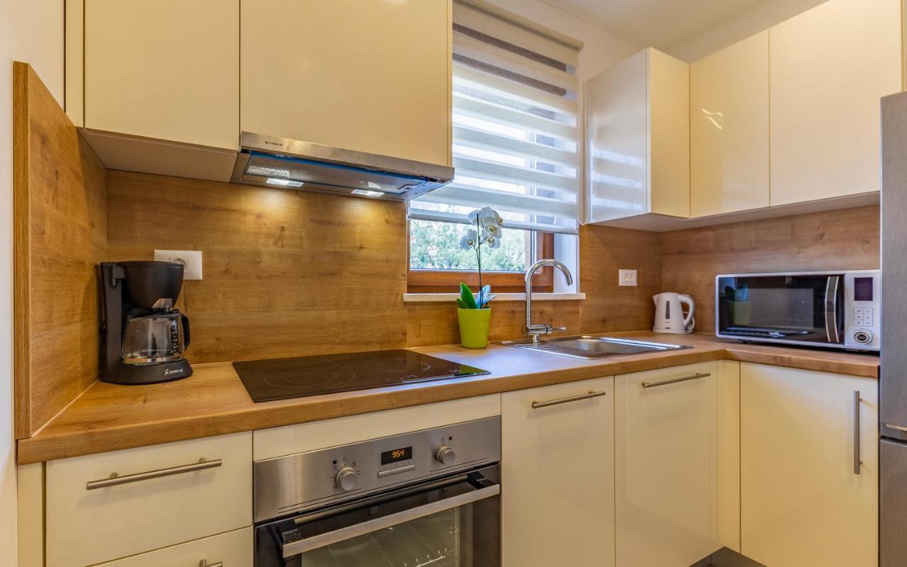 Apartment Blue Pula, New, Family Friendly, Comfortable, Free Parking And Wifi Exterior photo